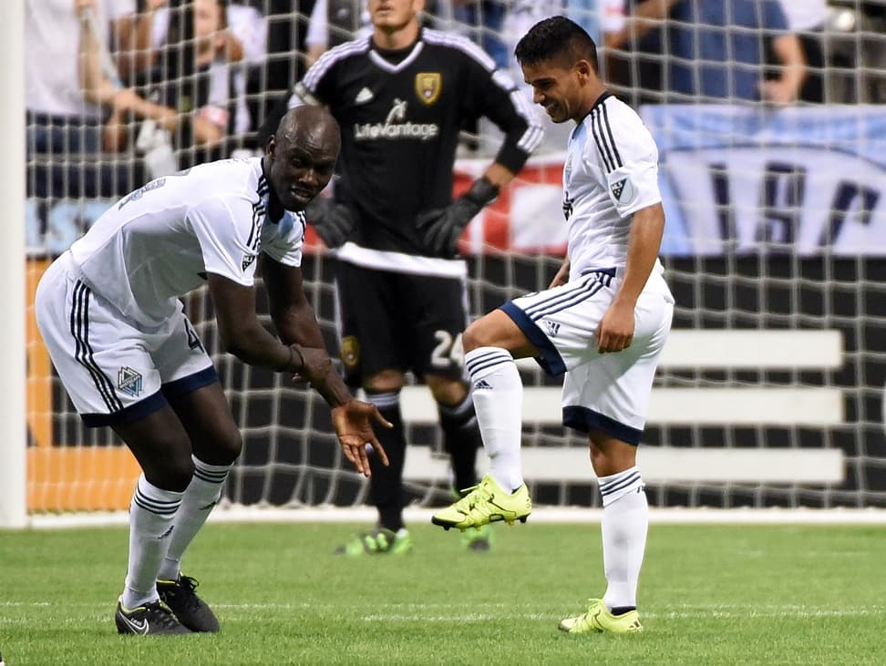 ¡Hay que lustrar esa bota! El chiquitín Cristian Techera fue la gran figura de los Caps marcando dos goles.