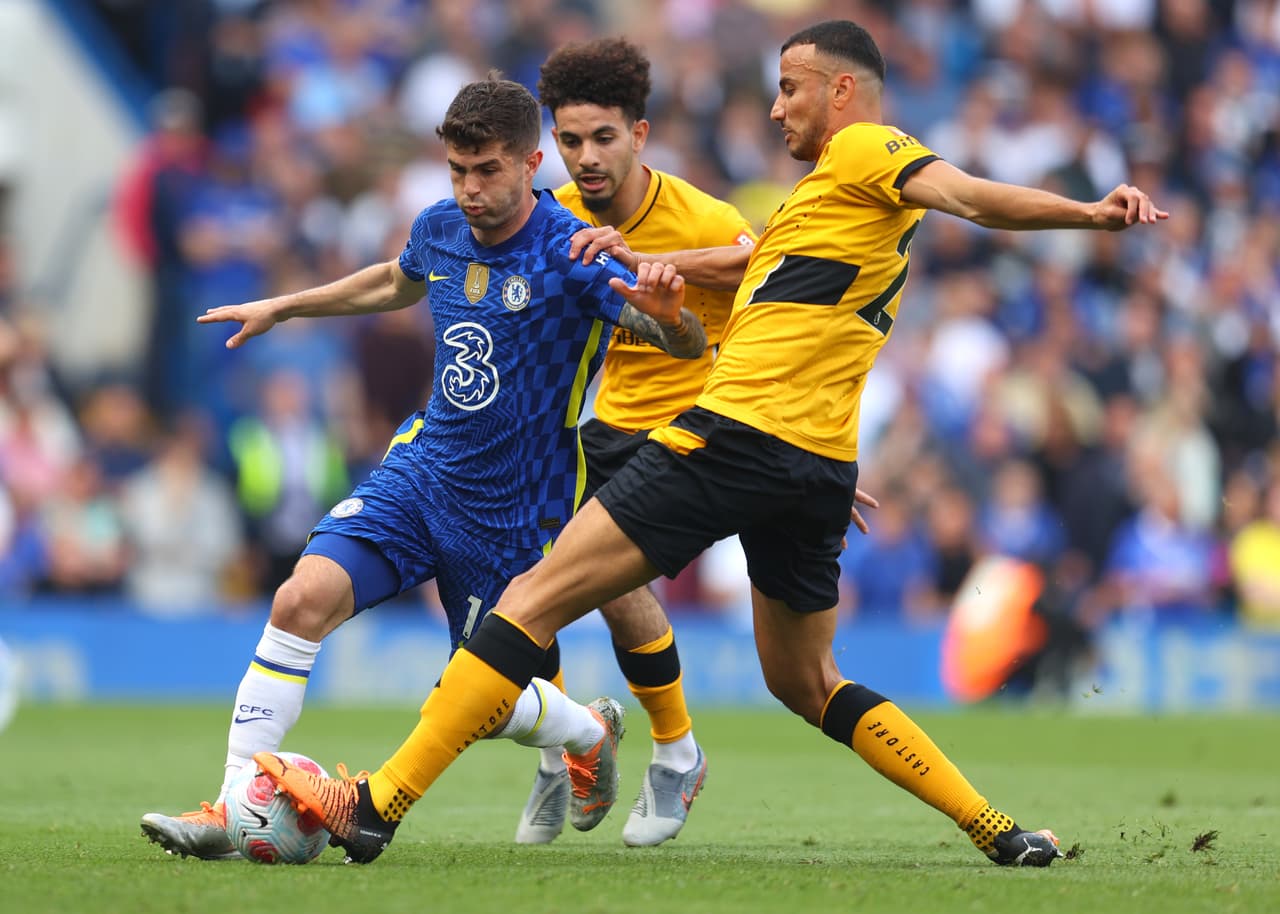Con Raúl Jiménez, Wolves remontó un 2-0 y le empató 2-2 de último minuto al Chelsea de Christian Pulisic.