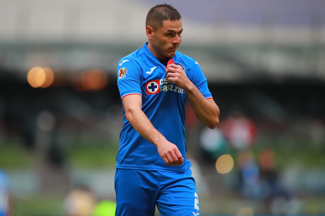 El guaraní Aguilar inmediatamente se volvió un baluarte como defensa central por derecha en el esquema de Pedro Caixinha.