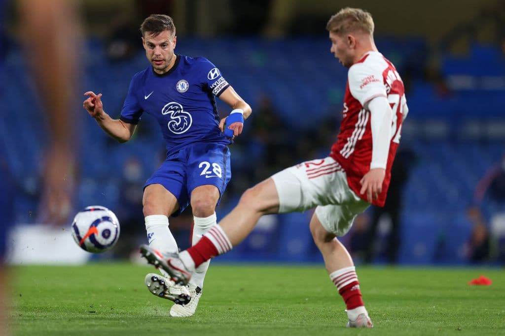 Arsenal se impone ante el Chelsea por la mínima con anotación de Emile Smith Rowe al minuto 16, durante el Derby del norte de Londres. Los 'Gunners', con este resultado, siguen buscando puestos en la Europa League.