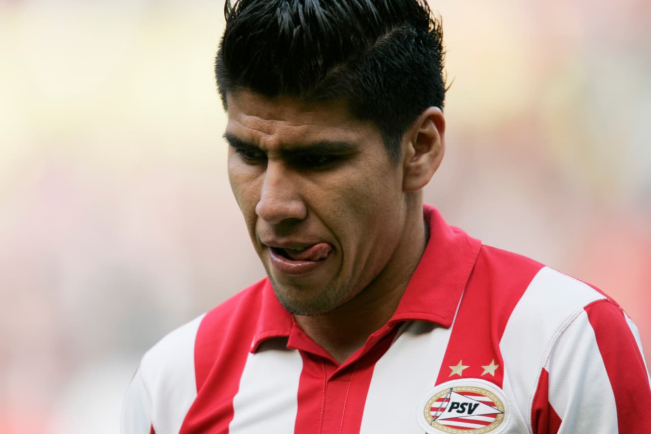 Él abrió el camino a los jugadores mexicanos gracias a su excelente rendimiento en la Eredivisie hasta el 2010.