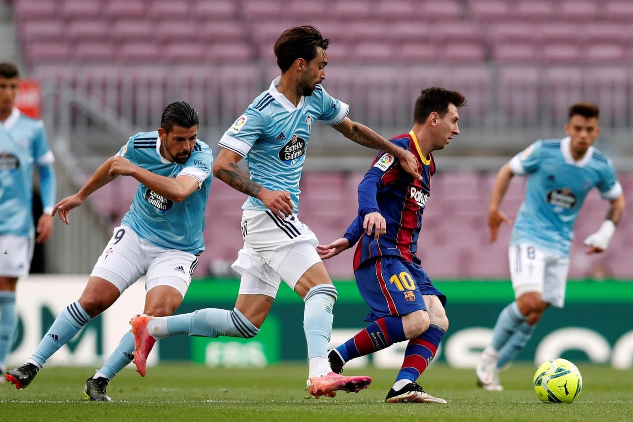 Con doblete de Santi Mina, el Celta de Vigo le arrebata la victoria al Barcelona con marcador de 2-1. El único gol para el equipo culé fue por parte de Lionel Messi al minuto 28 del encuentro que se llevó a cabo en el Camp Nou.
