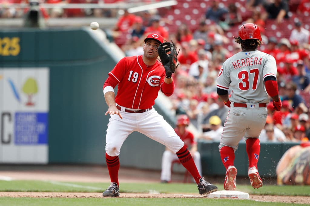 <b>8) Joey Votto</b>: Los Cincinnati Reds prácticamente amarraron a su primera base con un pacto por 10 temporadas y 225 millones de dólares, unos 22.5 mdd por año.