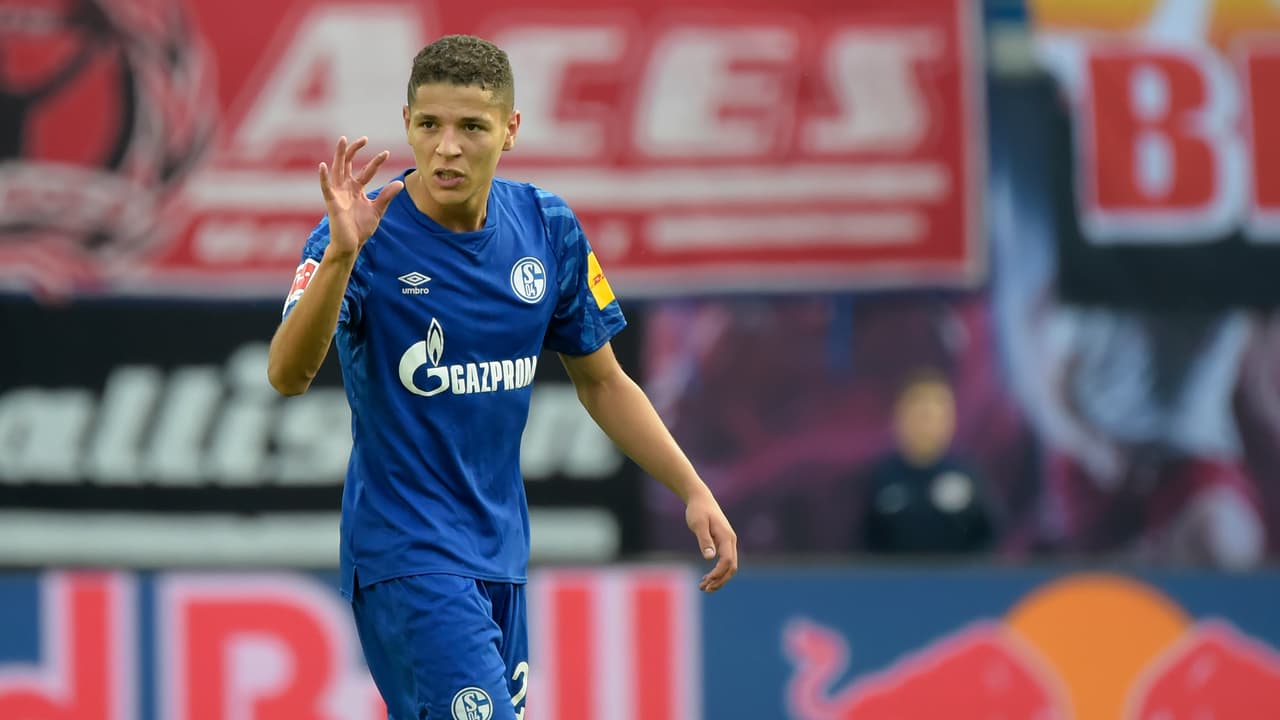 Amine Harit viola cuarentena por coronavirus y es multado