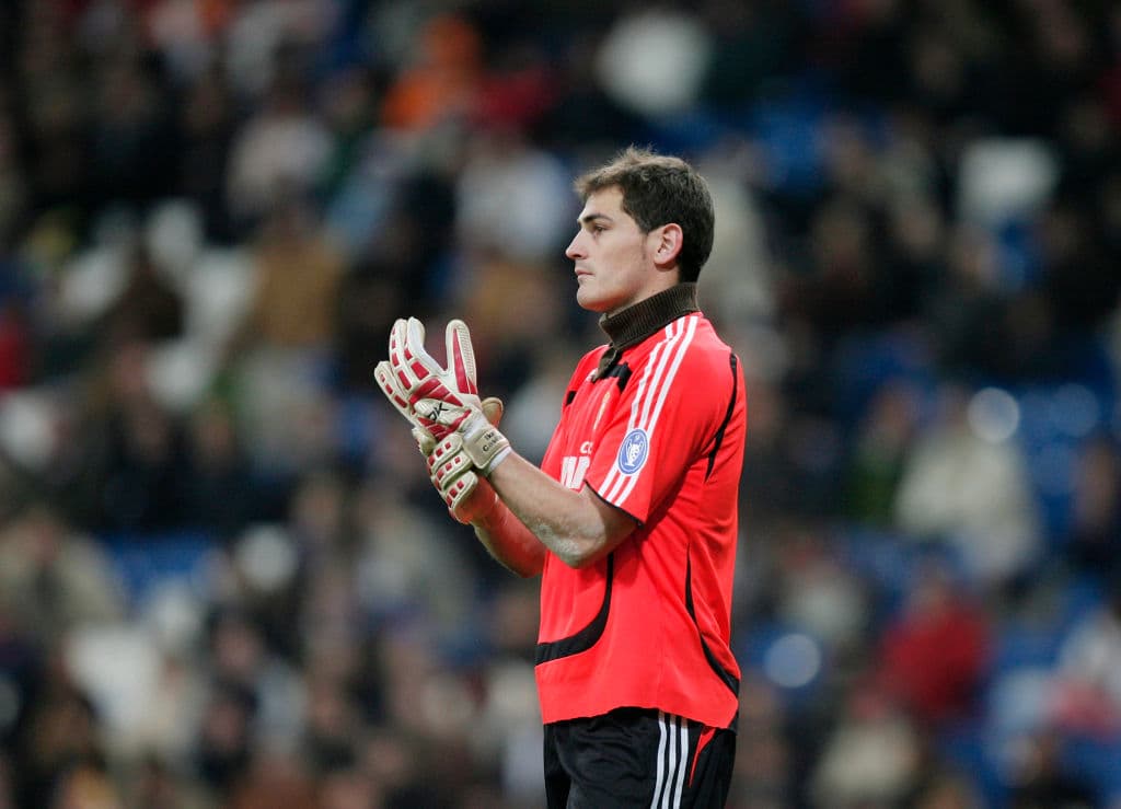 El canterano del Real Madrid, Iker Casillas, Ha disputado más partidos en fase de grupos que cualquier otro jugador: 94 encuentros.