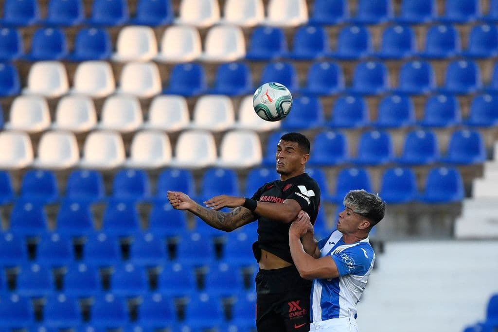 Javier Aguirre y el Leganés siguen cayendo en picada, estan situados en la penúltima plaza con 25 unidades, a cinco puntos del Mallorca que esta en antepenúltimo y por encima a un punto por encima del Espanyol, quienes no han jugado su partido de la jornada.