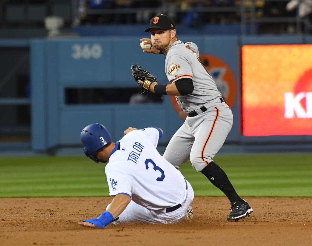 En labor de relevo Trevor Gott (1-0) fue quien se acreditó la decisión con una entrada de trabajo en la loma, sin permitir hits, carreras ni dar bases por bolas.