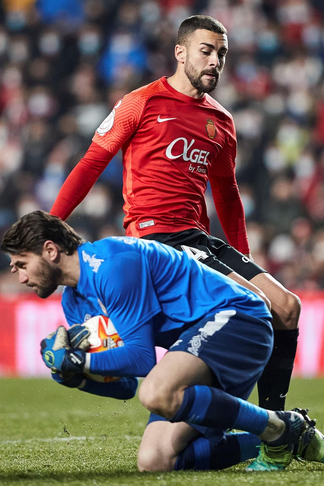 El Rayo Vallecano hace historia, vence por la mínima al Mallorca en cuartos de final de la Copa del Rey y es semifinalista tras 40 años sin lograrlo. El gol de triunfo fue por parte de Oscar Trejo tras cobrar un penalti al minuto 44' del encuentro.