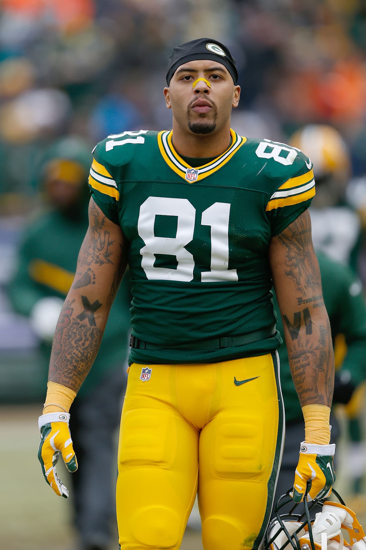El ala cerrada de los Packers, Andrew Quarless, arrestado por utilizar un arma