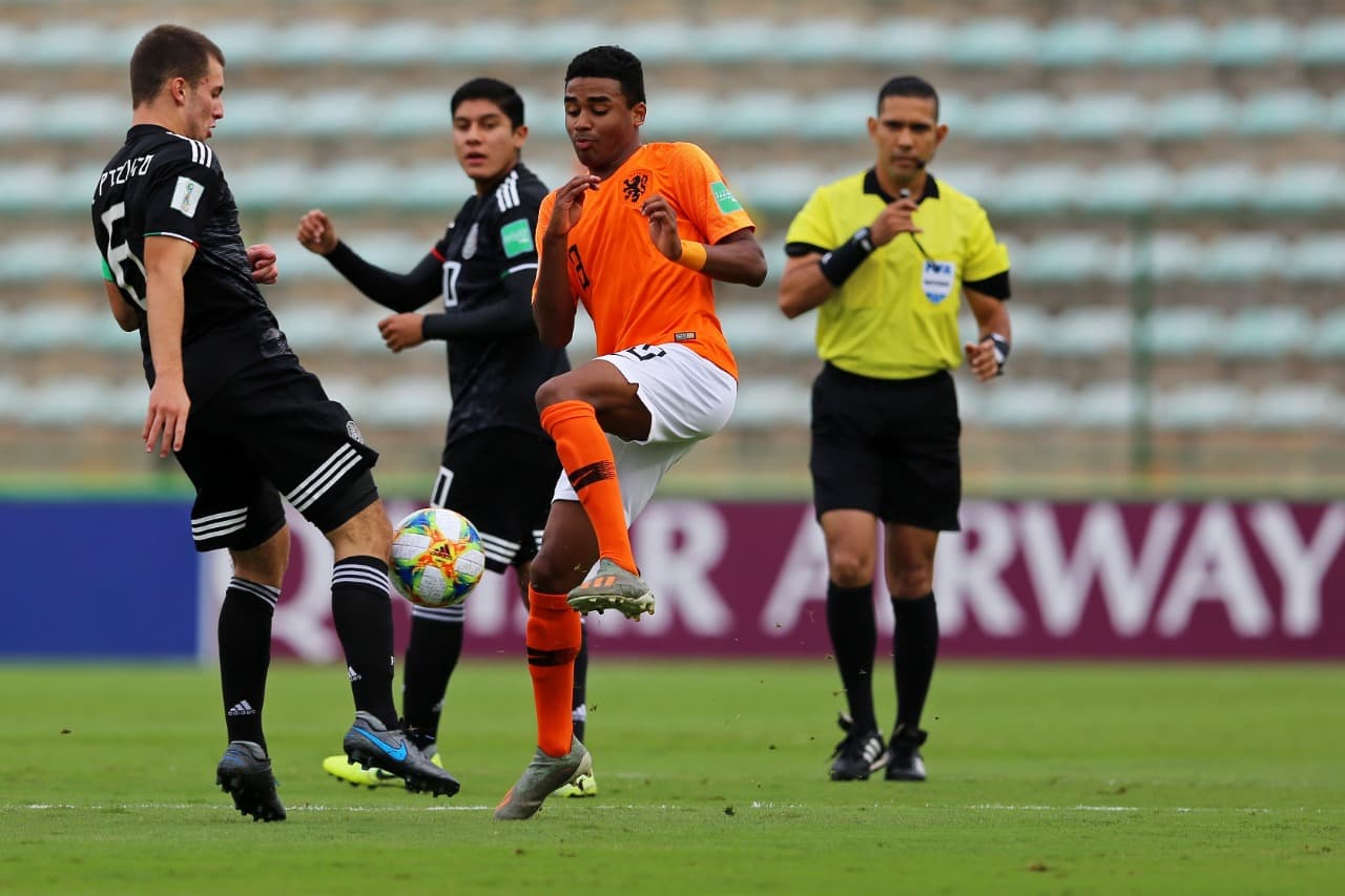 Después de empatar 1-1 en el tiempo reglamentario, el Tri Sub 17 se impuso desde los once pasos y ahora disputará el título.