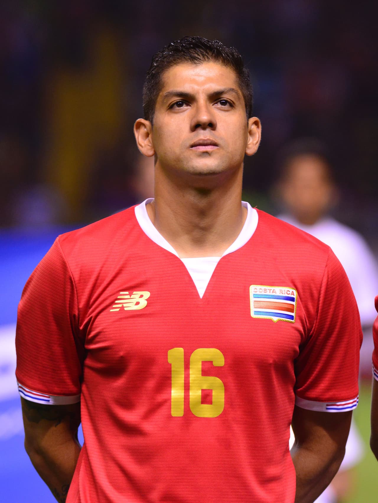 Cristian Gamboa. Posición: Defensa. Edad: 26 años. Club: West Bromwich (Premier League). Veces Seleccionado: 45. Descripción: Apodado como 'El Correcaminos' por su gran velocidad tiene un despliegue físico importante durante los 90 minutos. Nacido en Liberia en la provincia de Guanacaste también ha jugado para clubes de Noruega y Dinamarca.