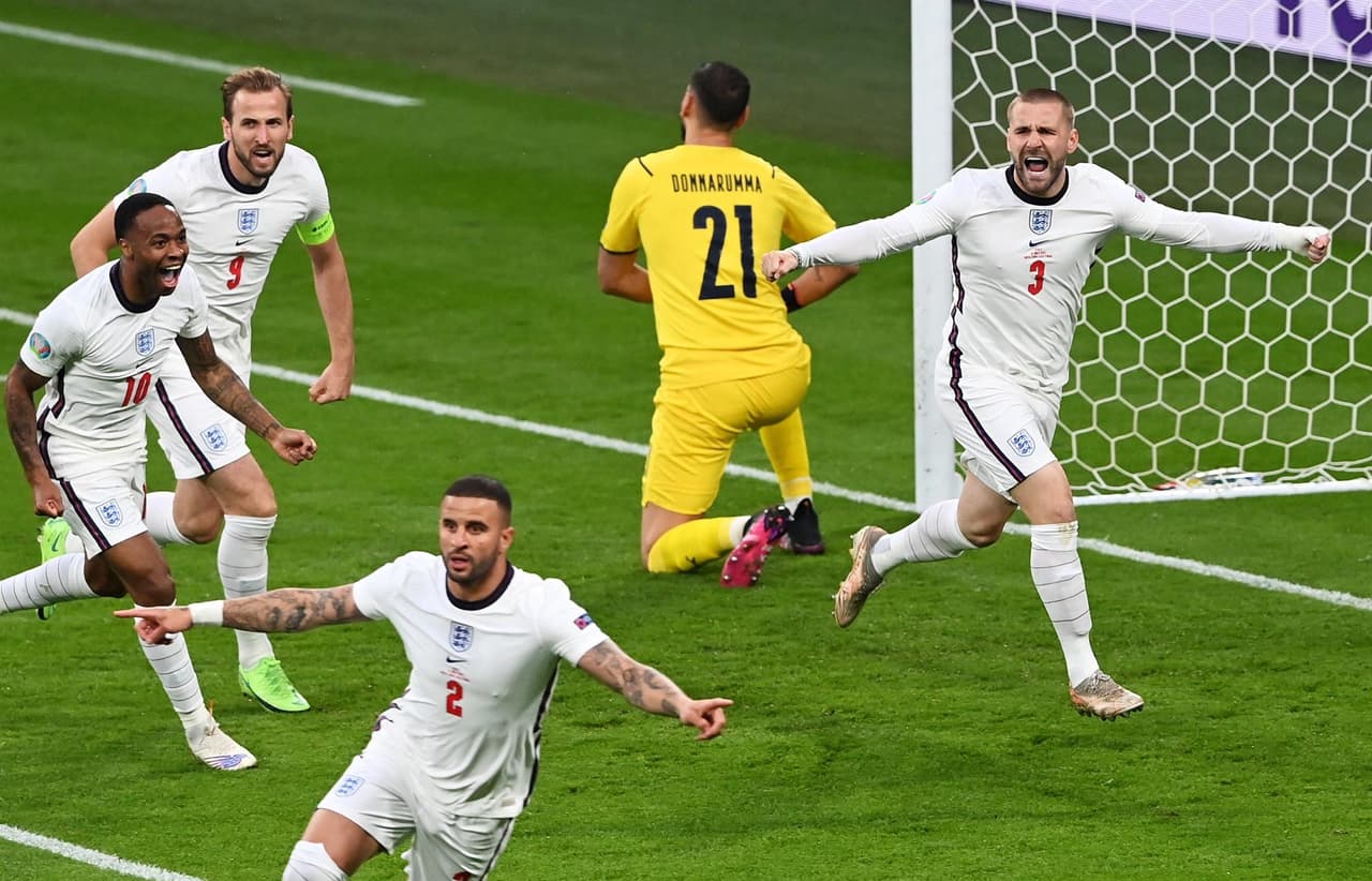 Italia es campeón indiscutible de Europa y se lleva la copa a casa. Luke Shaw abrió el marcador al minuto 2’ del encuentro y en el minuto 67, Leonardo Bonucci se encargó de igualar el marcador, ya en tiempos extra no pudieron pasar del 1-1 y, en tanda de penales, el equipo inglés no supo definir y la ‘Squadra Azzurra’ se corona en Wembley.