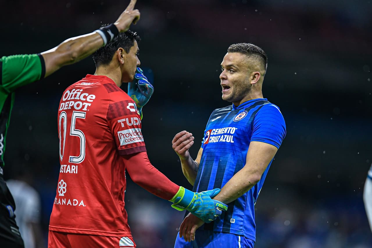 Cruz Azul vino de atrás para rescatar el empate ante los Tuzos del Pachuca.