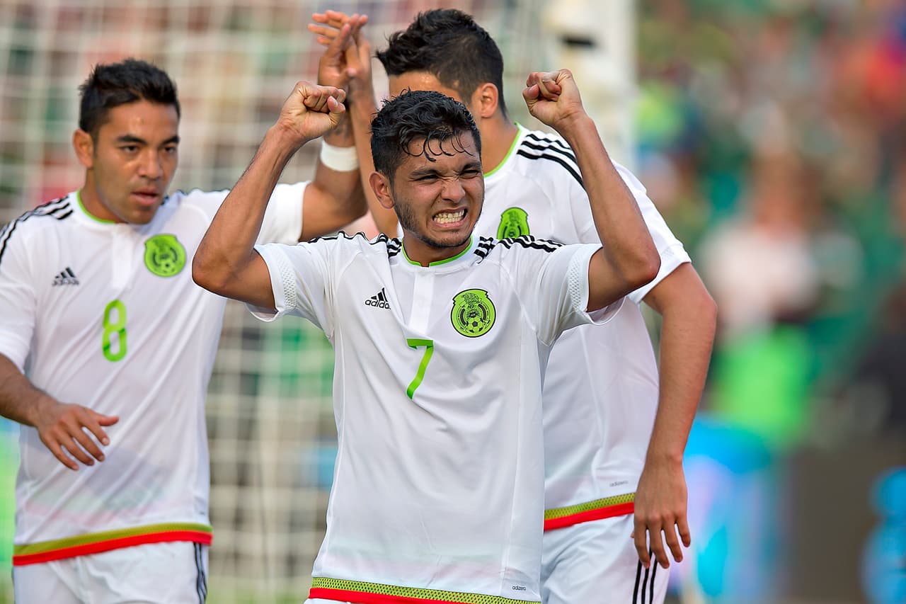 Jesús "Tecatito" Corona- Demuestra que tiene gran nivel para estar en el Tri es una de las cartas fuertes, hizo gol pero le falta juego de conjunto. Calificación 10