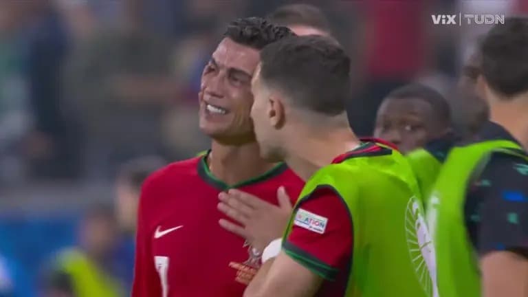 Cristiano Ronaldo rompe en llanto tras fallar penalti contra Eslovenia