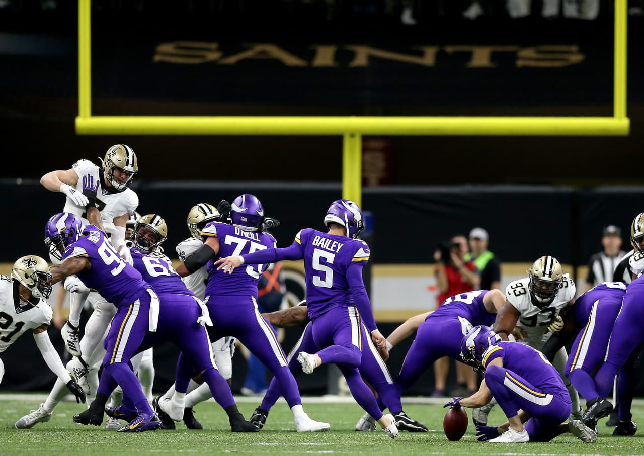 Minnesota saca el partido con una atrapada de Kyle Rudolph en tiempo extra y derrotan 26-20 a New Orleans Saints.