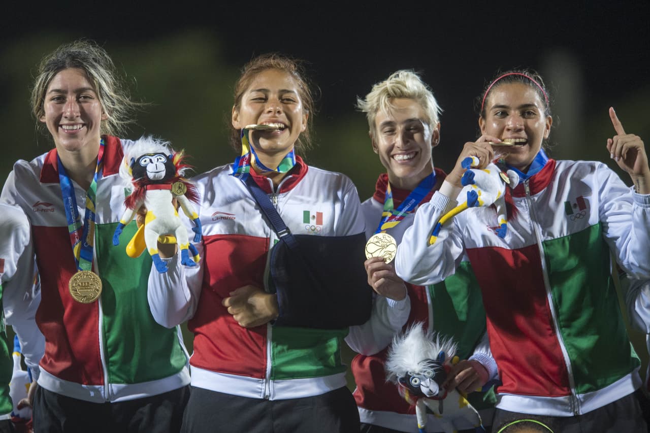 México se colgó la medalla de oro en el fútbol femenino de los Juegos Centroamericanos y del Caribe en Barranquilla 2018.
