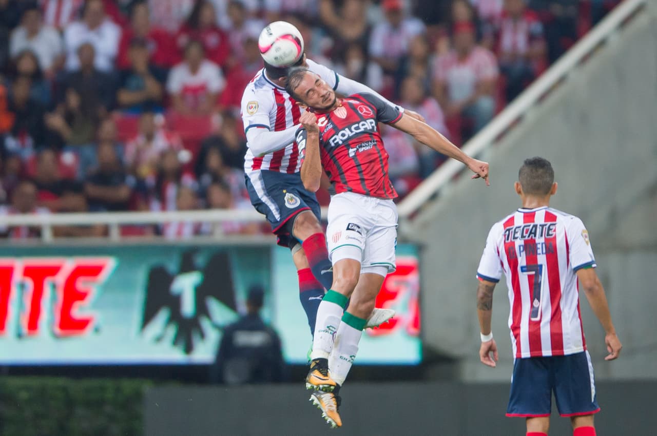 Marcó 12 goles en dos torneos con el Huachipato, lo que valió llegar al futbol mexicano.