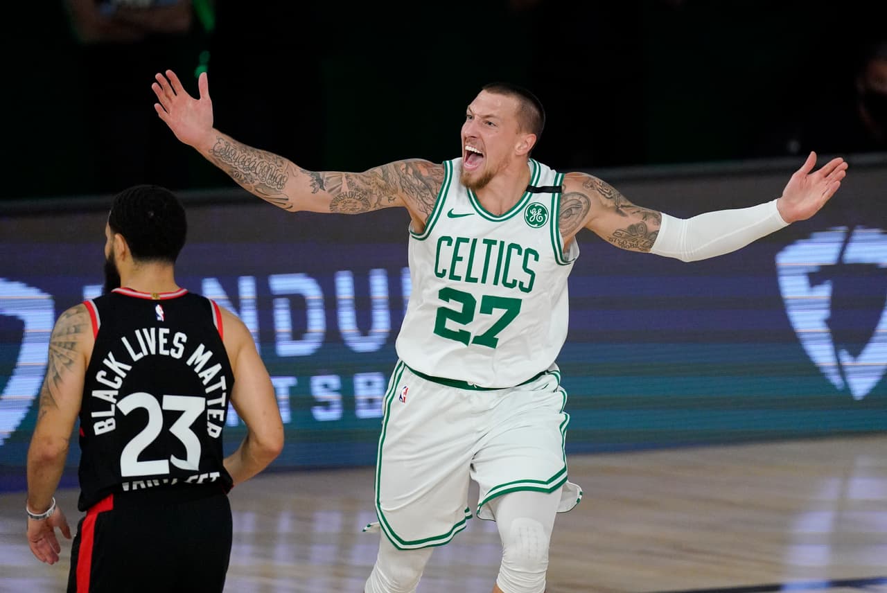 El cuarto juego fue para los de Toronto 93-100 y empatan al serie a dos juegos. El quinto encuentro será el próximo 7 de septiembre.