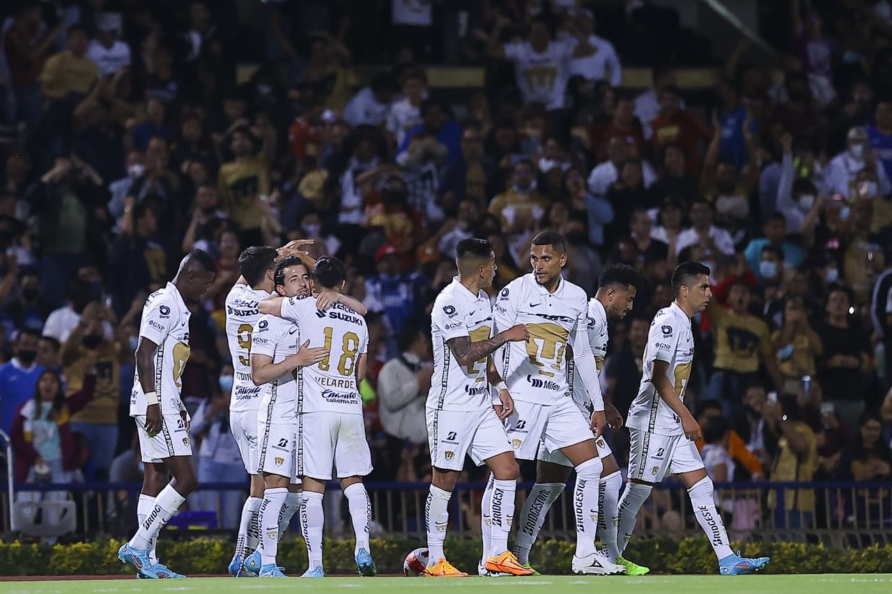 Pumas le pegó 2-1 a Cruz Azul en la ida de las Semifinales de la Liga de Campeones de la Concacaf.