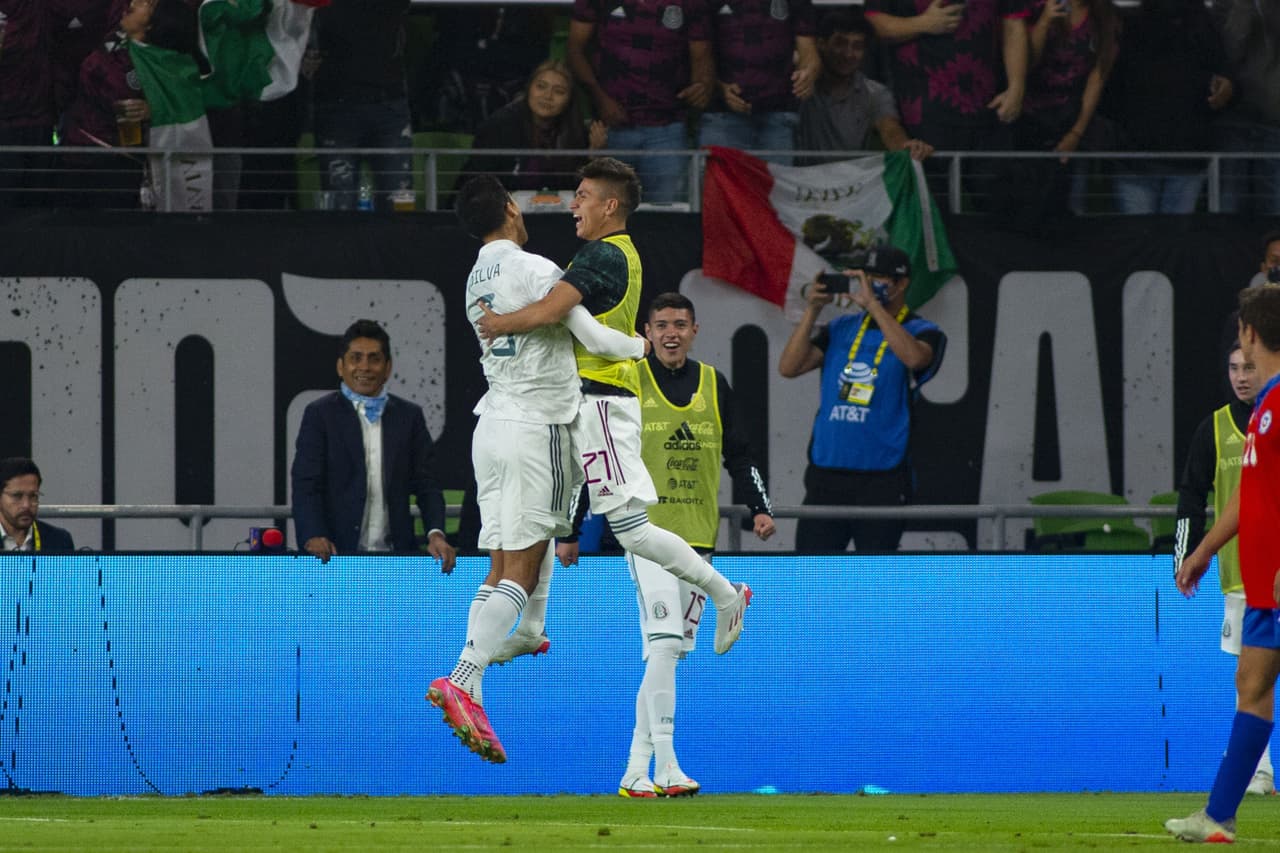 México no logra aguantar la ventaja 2-1 y terminan conformándose con un empate 2-2 frente a Chile en su último duelo del 2021.