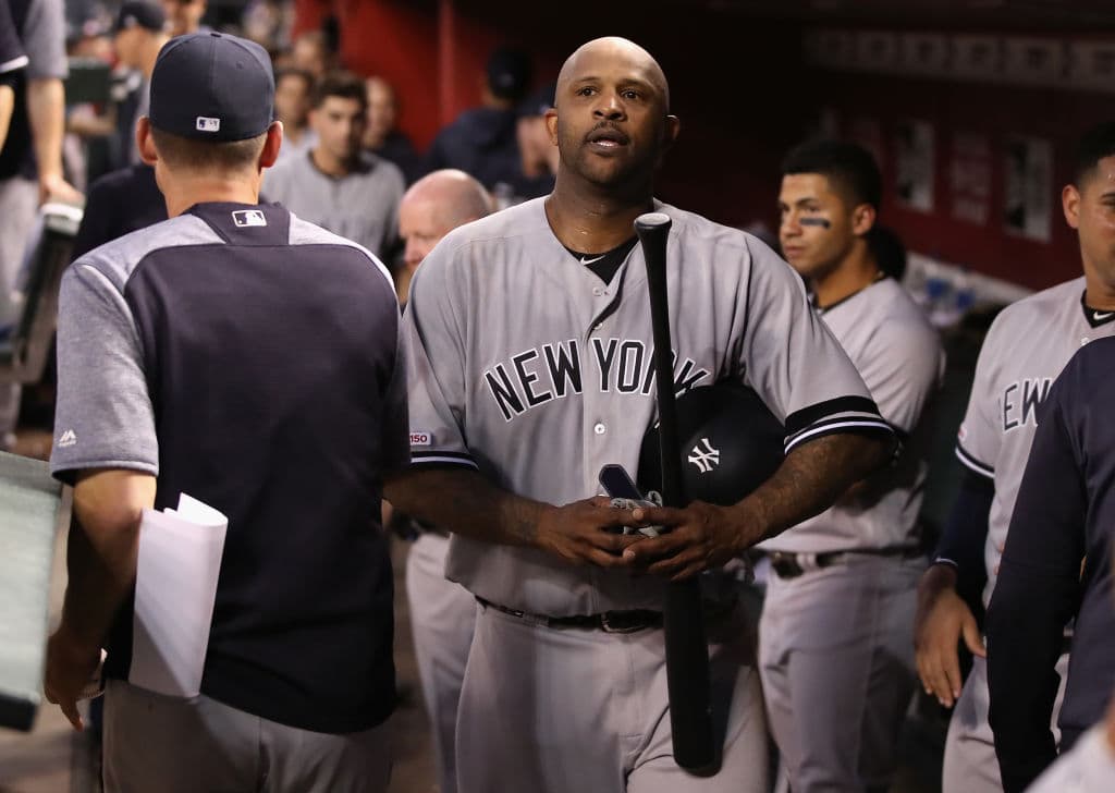 Irónicamente, Sabathia se ponchó dos veces ante los lanzamientos de Zack Greinke, pues bajo las reglas de parque de la Liga Nacional, el lanzador debe tomar turnos al bat.