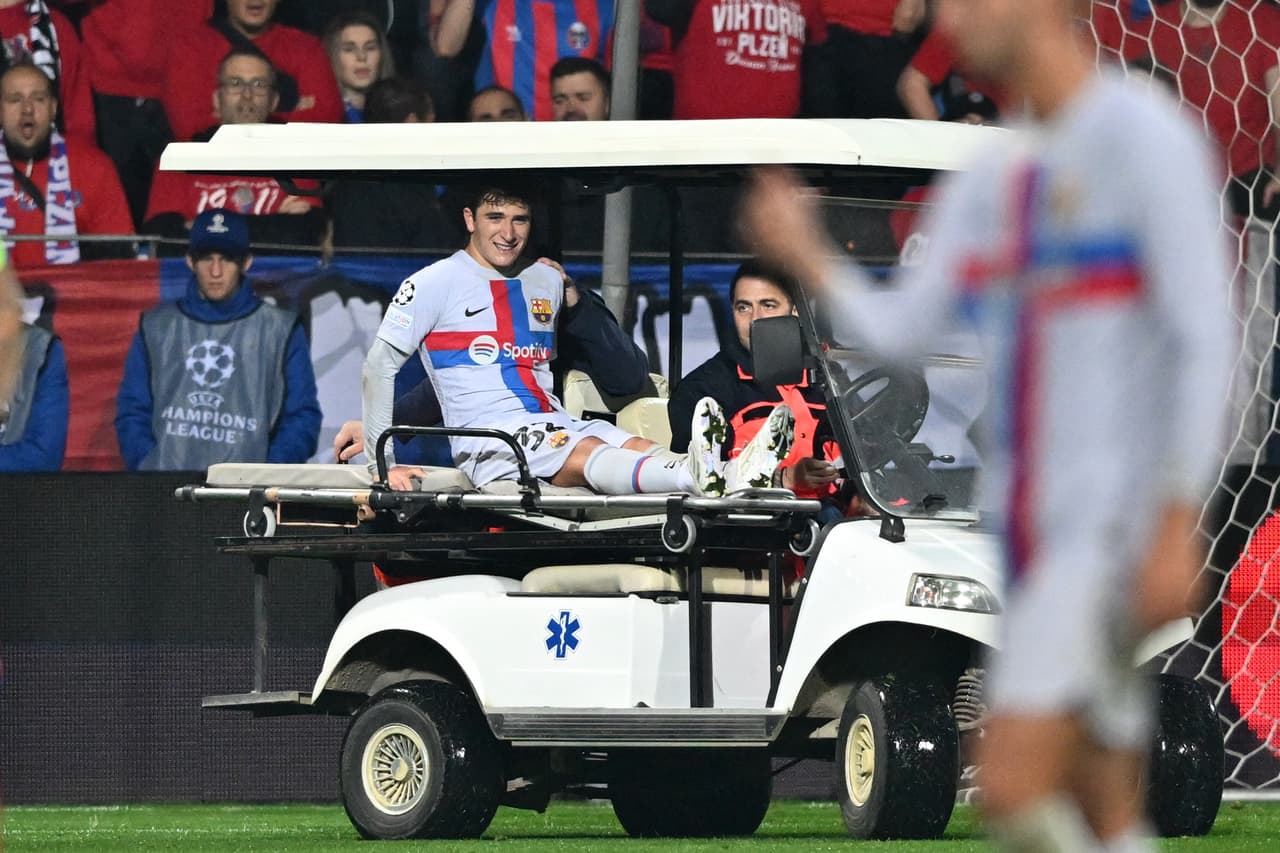 Barcelona goleó 2-4 al Viktoria Plzen en la Doosan Arena de República Checa con un doblete de Ferran Torres y goles de Marcos Alonso y Pablo Torre en la Jornada 6 de la Champions League.