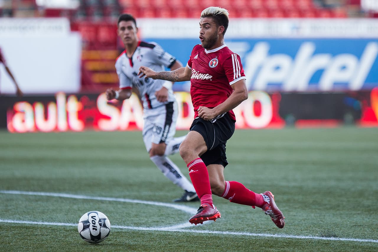 Villalba es un volante por derecha que no hace parte de la selección de Argentina.