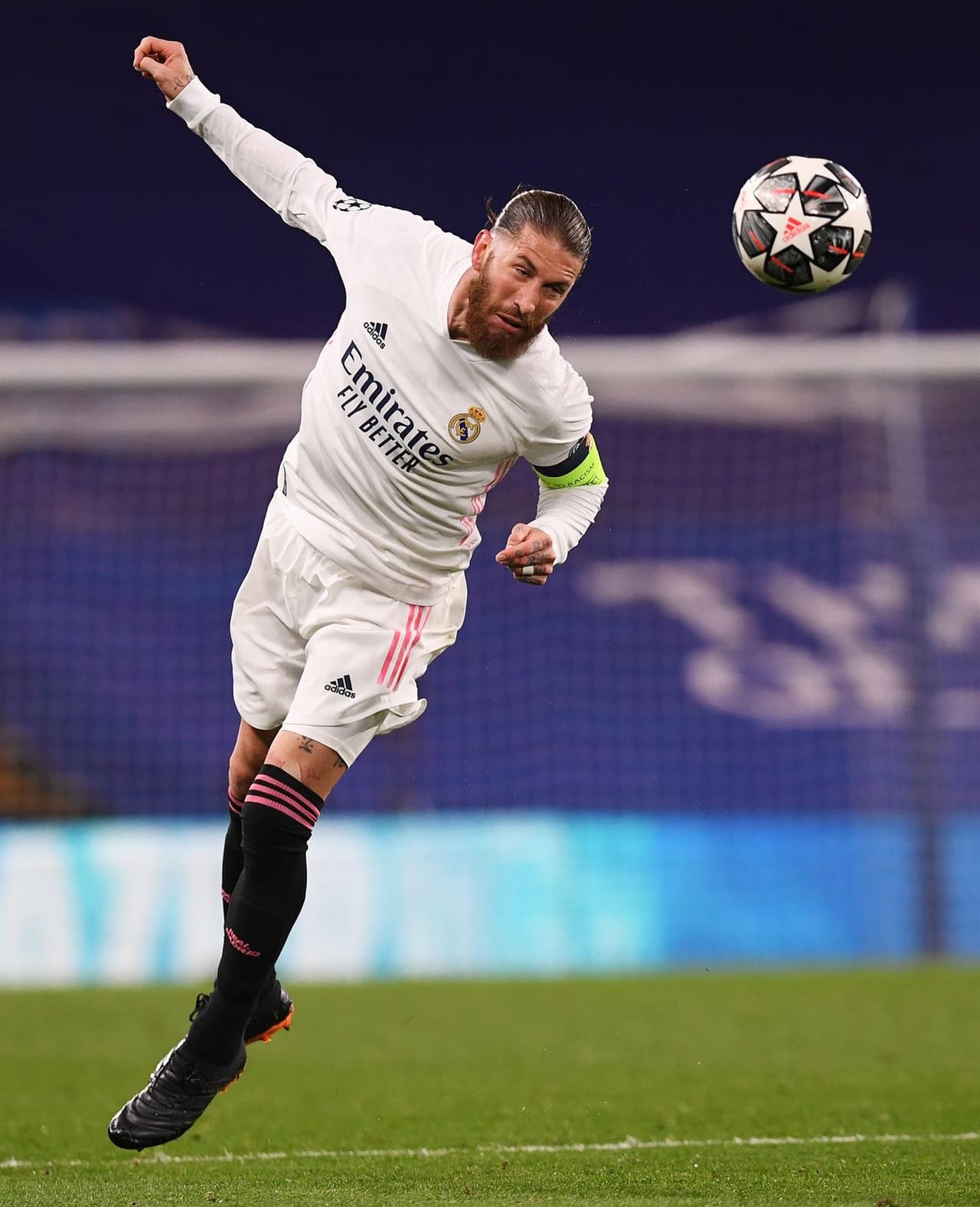Chelsea derrota en casa al Real Madrid 2-0 durante el partido de vuelta en la semifinal de la UEFA Champions League. Con goles de Timo Werner (28') y Mason Mount (85'), los 'Blues' dejan fuera a los 'Merengues' con un marcador global 3-1 y se enfrentarán a la final contra el Manchester City de Guardiola.