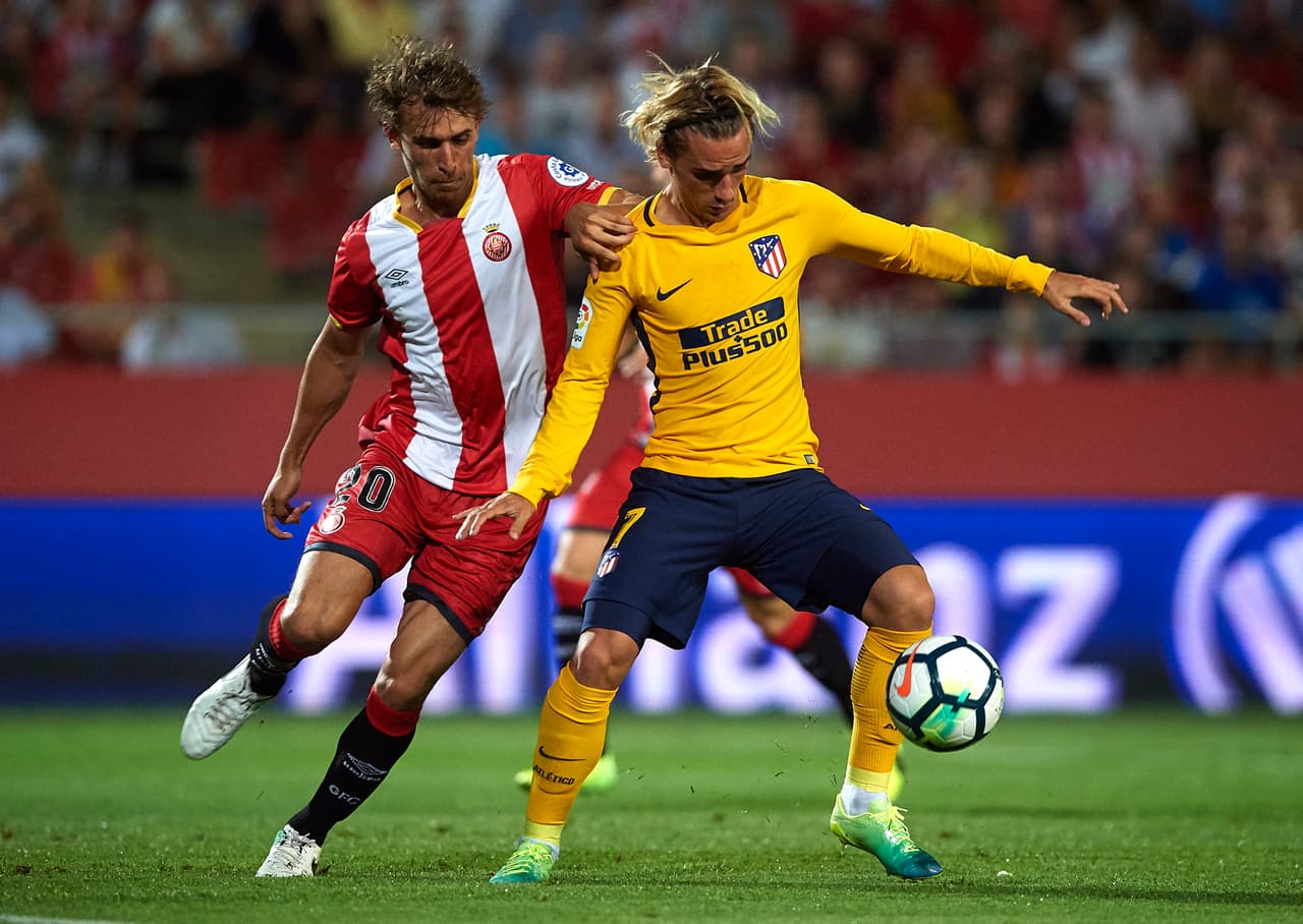 A otros canteranos culés les mostraron la puerta de salida mucho antes: es el caso del zaguero Marc Muniesa, quien ahora juega en el Girona.