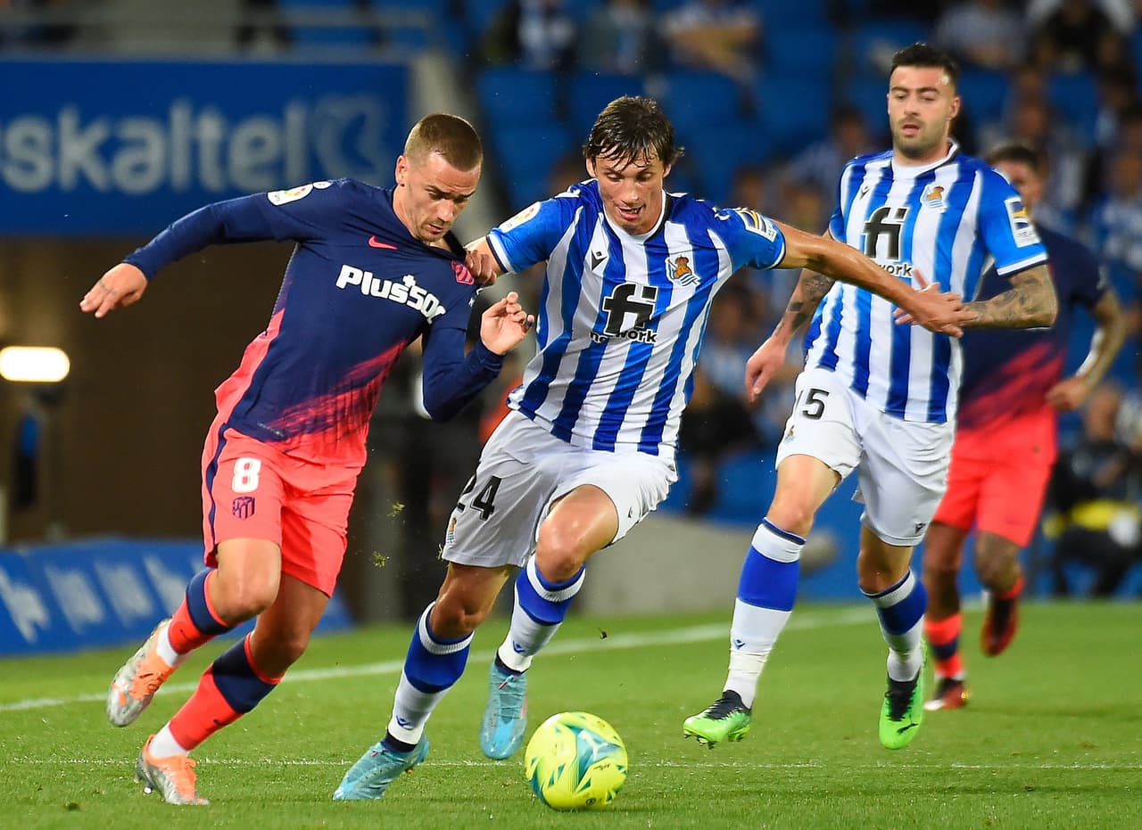 Atletico Madrid se despidió de la temporada con un triunfo contra la Real Sociedad y aseguró puestos de Champions League.