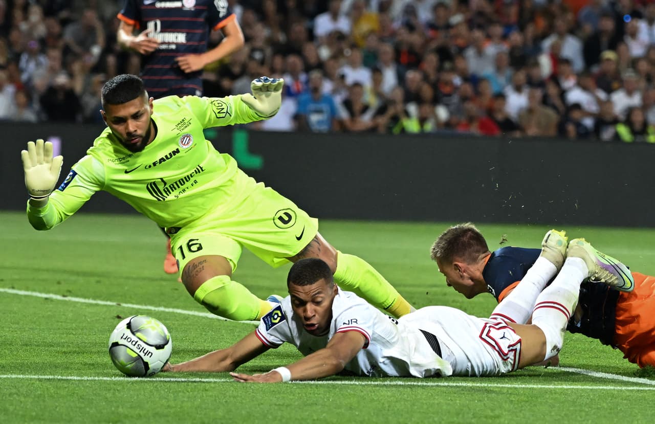 PSG aplastó 0-4 al Montpellier con un doblete de Lionel Messi y goles de Ángel Di María y Kylian Mbappé en la Jornada 37.