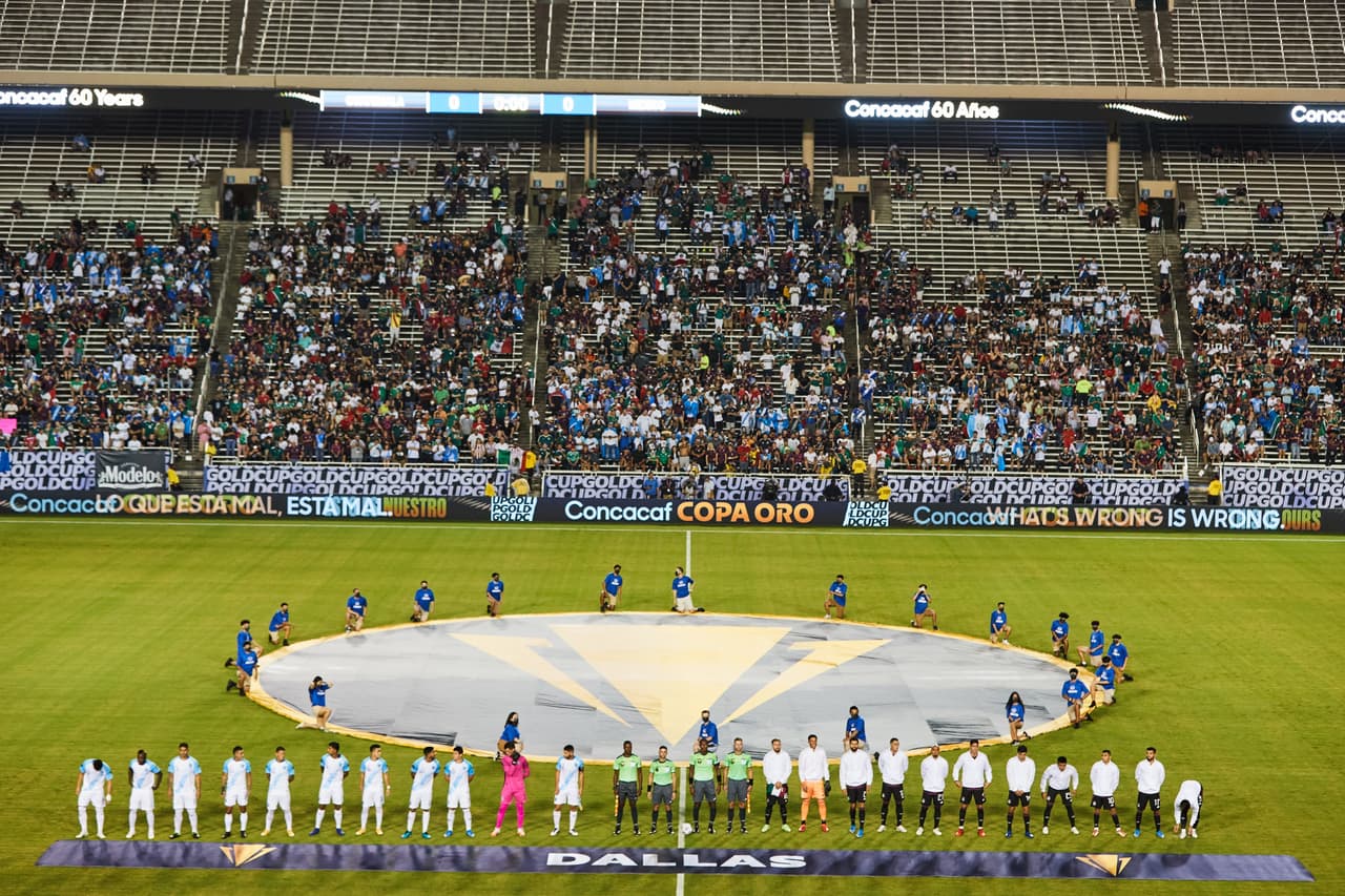 Tras su decepcionante debut ante Trinidad y Tobago, el Tricolor consiguió su primera victoria en la Copa Oro de la mano del 'Mellizo', quien hizo dos goles, y Orbelín Pineda, quien marcó el tercero.