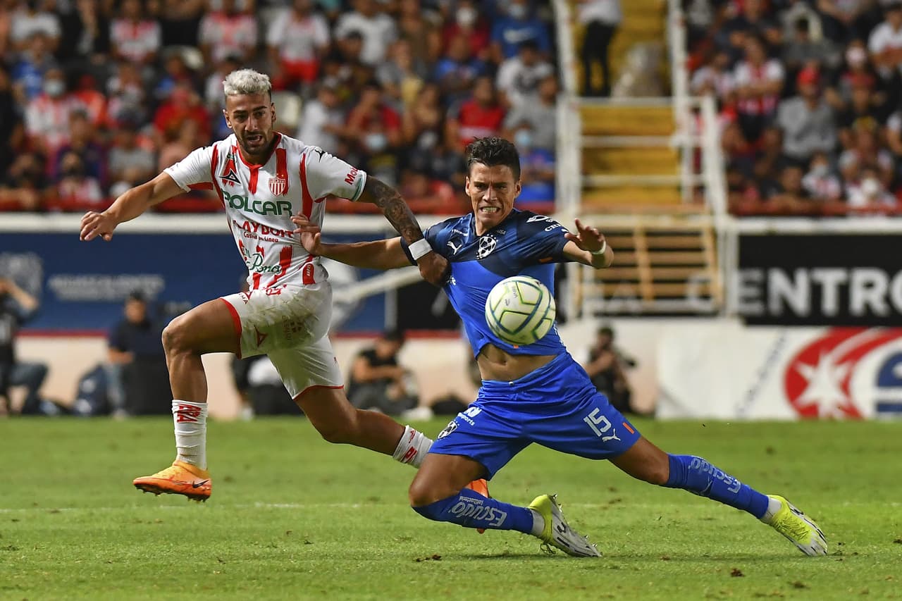 Con goles de Rodrigo Aguirre y Ponchito González, Monterrey vino de atrás para vencer 1-2 al Necaxa y treparse de forma momentánea en la cima del Apertura 2022.