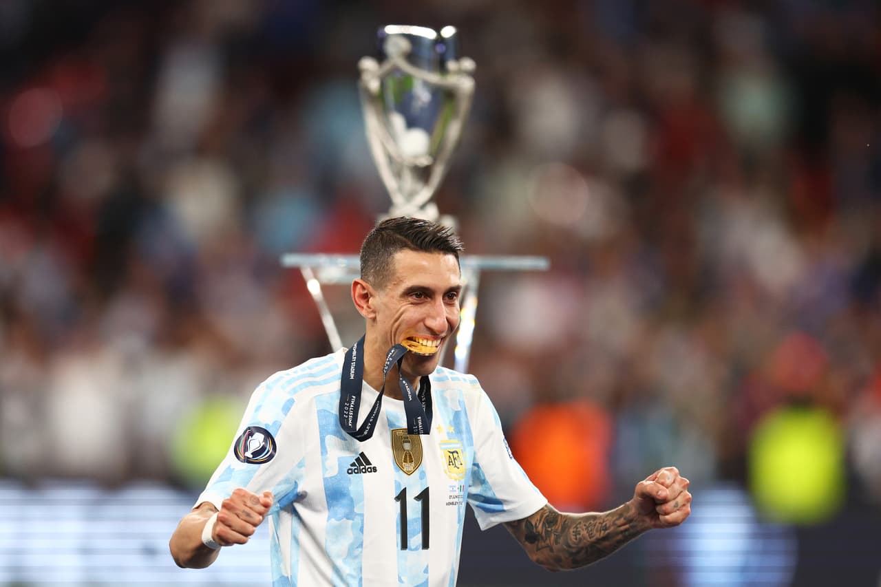 Así celebraron Argentina y Lionel Messi tras golear 0-3 a Italia para levantar la Finalissima en Wembley.