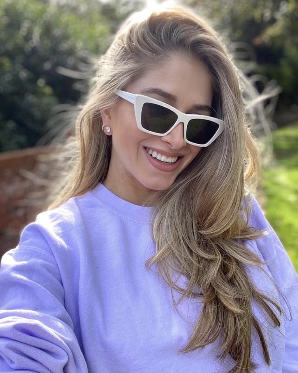 Su extravagante estilo y su peculiar personalidad han hecho que el futbolista francés de la vuelta al mundo.