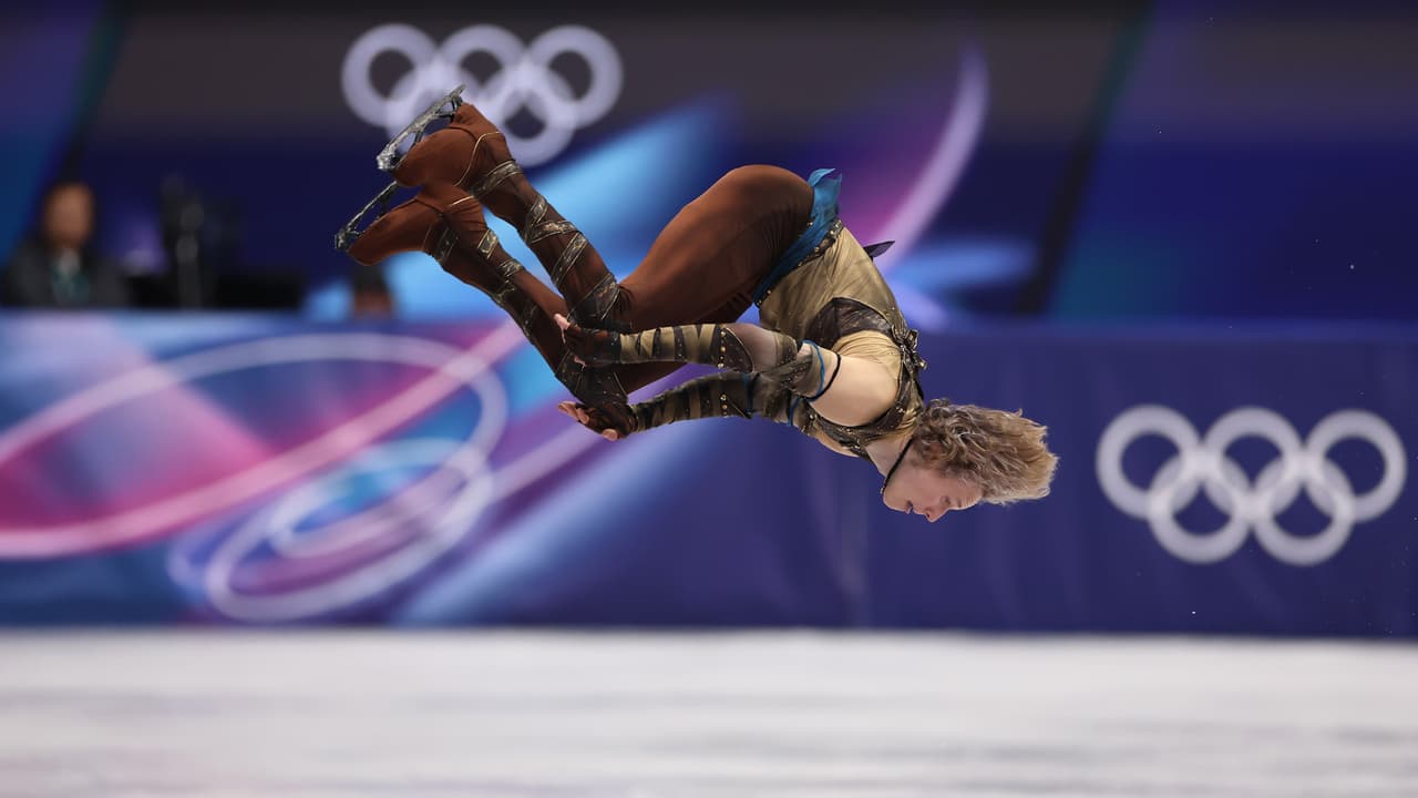 Ilia Malinin le regaló un back flip al público reunido en la arena.