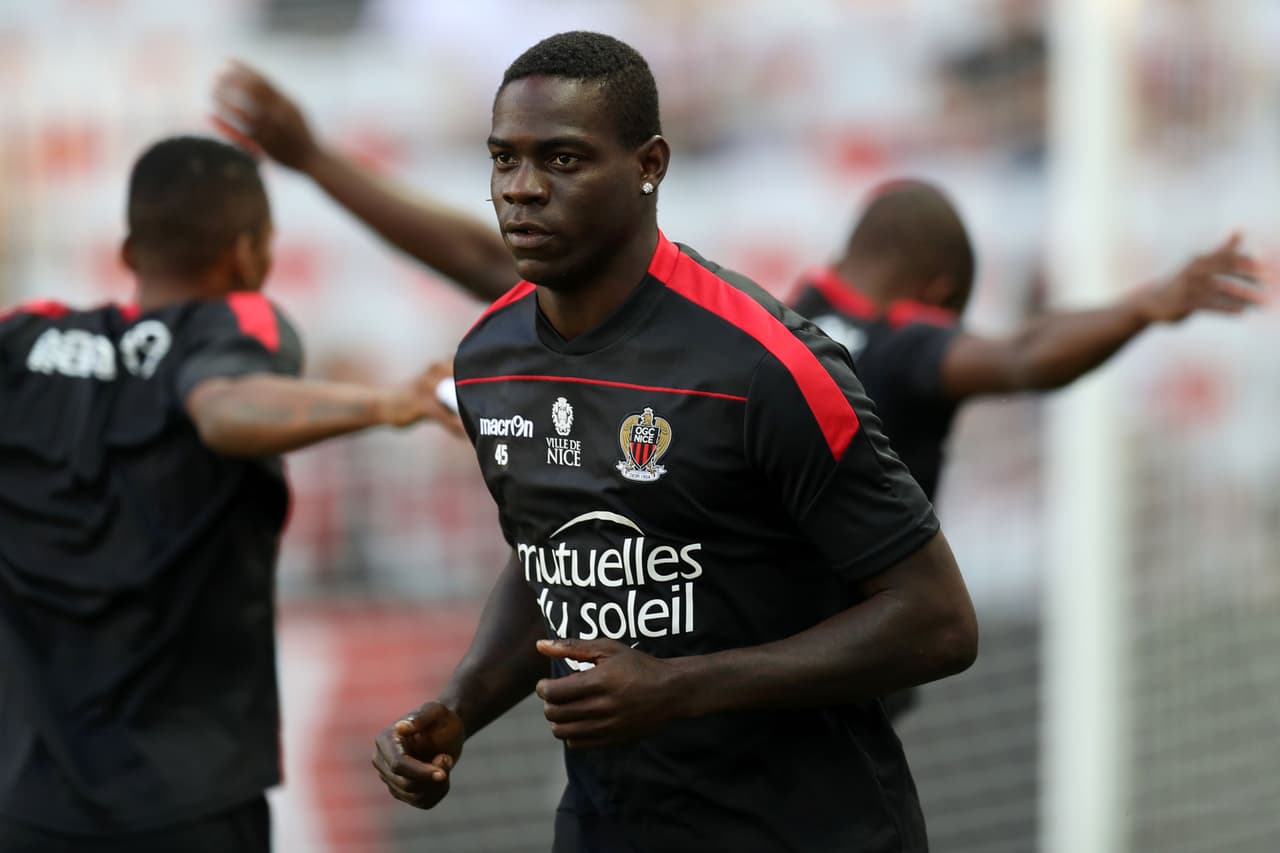 Il Nene Mario Balotelli cambió al Liverpool por el O.G.C. Nice en el mercado de verano del 2016 un 31 de agosto.