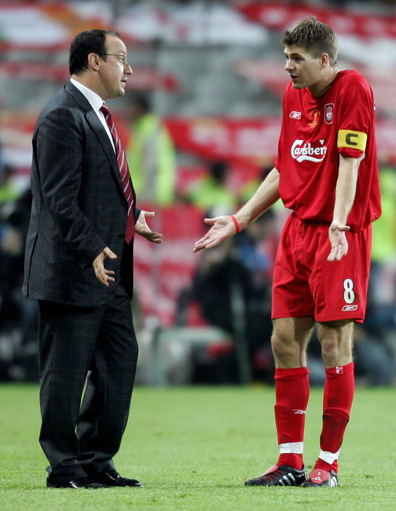 Gerrard fue la voz de los jugadores frente al técnico y la cara del entrenador en la cancha. Su liderazgo siempre llegó a Liverpool a grandes gestas.