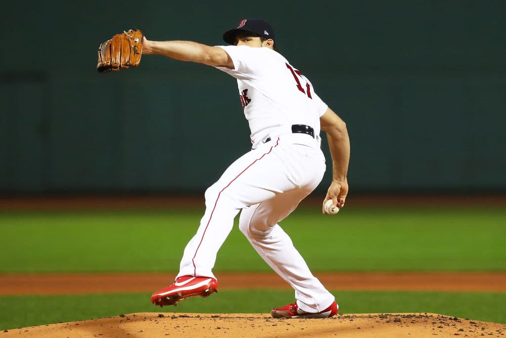 Por los Medias Rojas abrió Nathan Eovaldi (6-7), quien se apuntó la victoria luego de permanecer en la lomita 5.0 innings, permitió cuatro hits, una carrera limpia, no dio boletos y ponchó a 10.