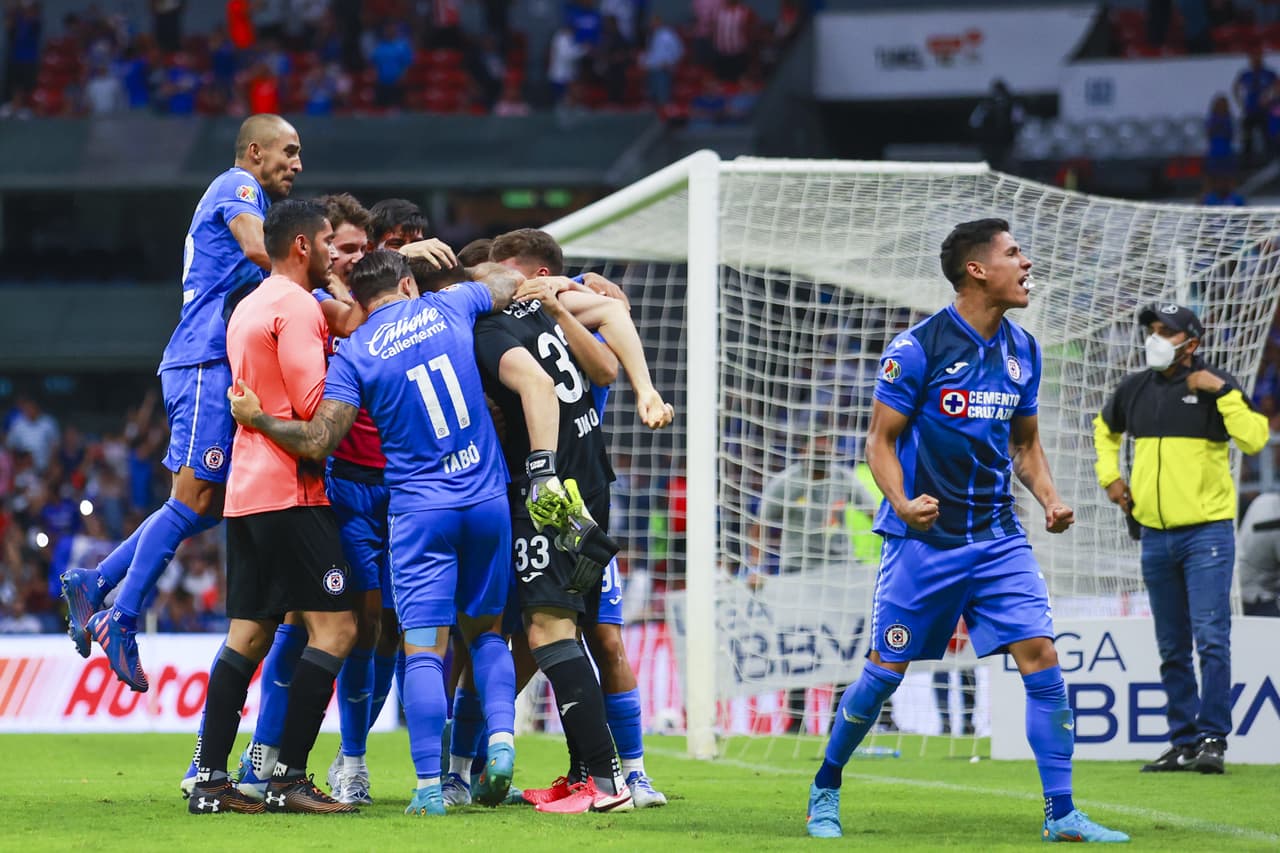Cruz Azul eliminó a Necaxa en penales y avanza a Cuartos de Final.