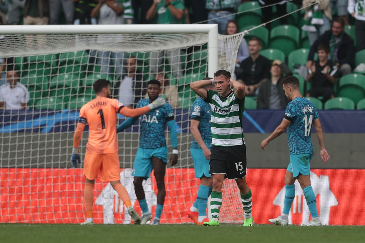 Sporting Lisboa ganó 2-0 en el tiempo de reposición sobre el Tottenham con goles de João Paulo y Arthur al Tottenham en encuentro disputado en Portugal.