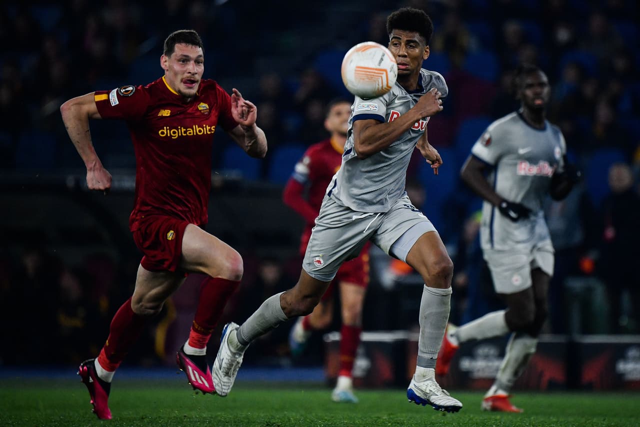 En la segunda parte de la jornada, el Unión Berlín venció 3-1 al Ajax, la Roma le ganó 2-0 al Salzburg, el Rennes derrotó 1-0 al Shaktar y en el platillo fuerte: el Manchester United le ganó 2-1 al Barcelona y por marcador global, los culés quedaron eliminados.