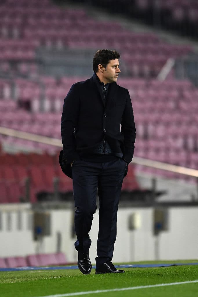 Lionel Messi (27’) adelantó a los culés desde los once pasos. Kylian Mbappé (32’, 65’, 70’) emparejó y dio vuelta al marcador. Moise Kean (70’) hizo el segundo y Mbappé volvió a aparecer para sellar la goleada. La vuelta se jugará el próximo 10 de marzo en el Parque de los Príncipes.