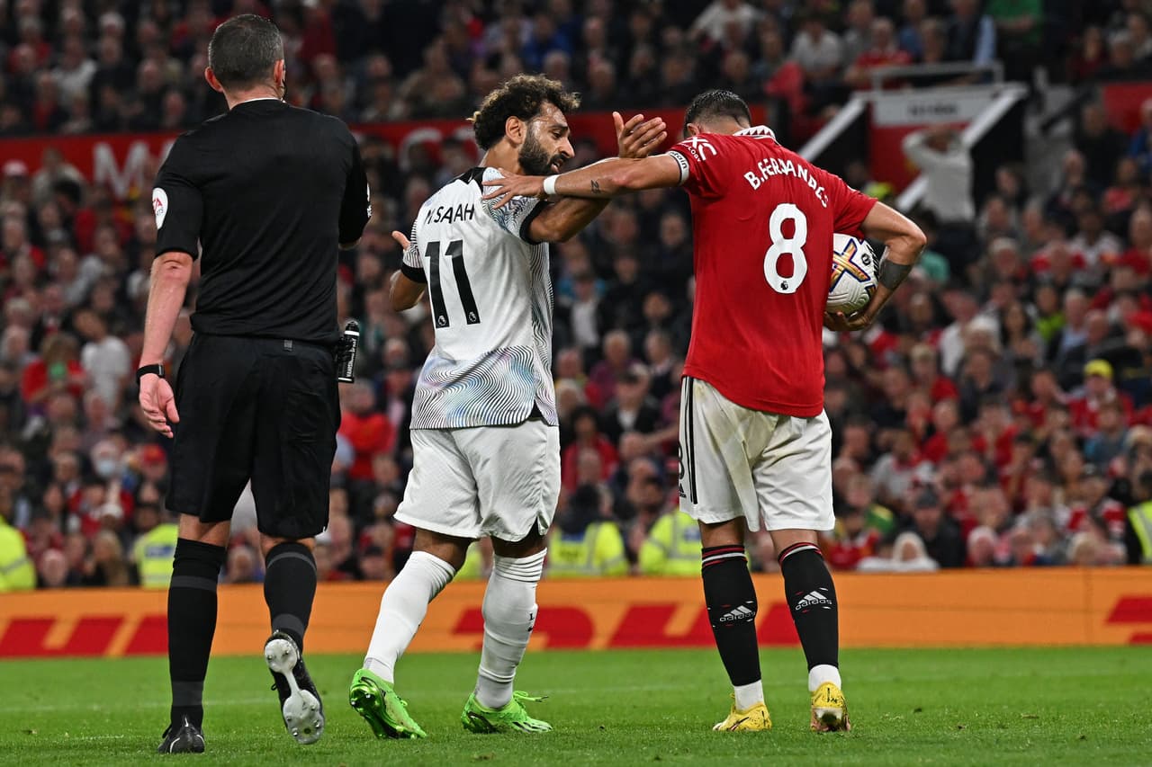 Gran triunfo en Old Trafford del Manchester United sobre el Liverpool por marcador de 2-1; goles de Sancho y Rashford por los Red Devisl y de Salah por los Reds.