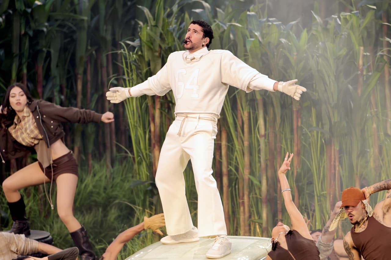 Bad Bunny, artistas principal en el show del medio tiempo del Super Bowl LX en Levi's Stadium.