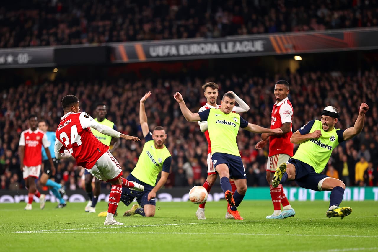 El Betis goleó 3-0 a Helsinki, PSV ganó de visita 2-0 a Bodo Glimt, Braga 2-1 Malmö quedó fuera de Europa League y Arsenal venció 1-0 a Zurich en Europa League.