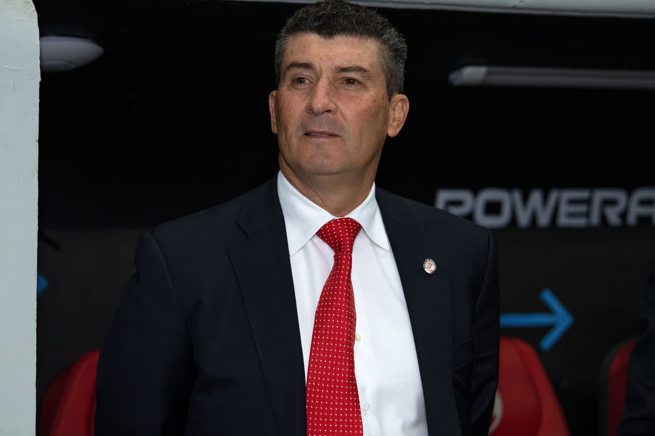 Con rostro serio, un poco nervioso pero cien por ciento concentrado, así salió el Chepo de la Torre.