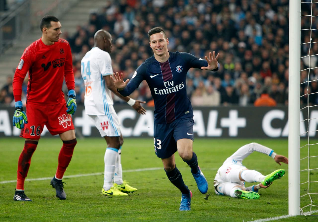 Julien Draxler, del PSG, también llama la atención. La rompió con el Wolfsburgo y ahora se hace un nombre en ele quipo francés haciendo una sociedad fuerte con Di María, Cavani y Lucas Moura.