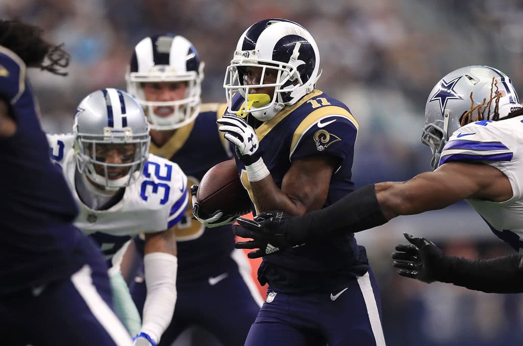 <b>Dallas Cowboys vs. Los Angeles Rams</b>. Los de la estrella solitaria viajan al Memorial Coliseum para enfrentar a los monarcas del Oeste de la NFC a las 20:15 horas el sábado 12 de enero.